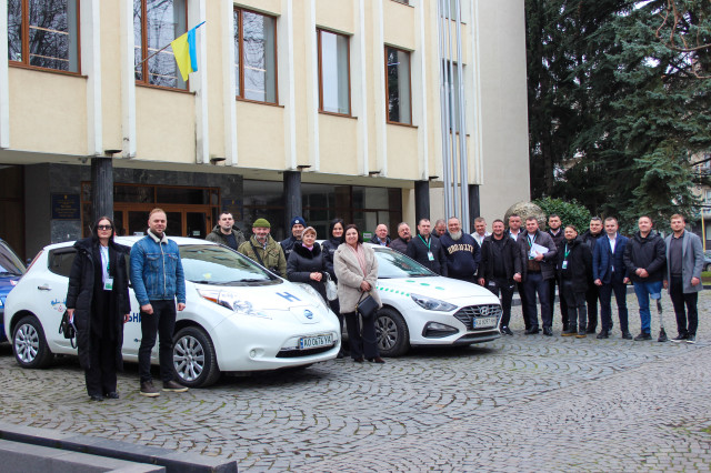 Представник ЛьвДУВС поділився досвідом підготовки водіїв у Безбар’єрній автошколі
