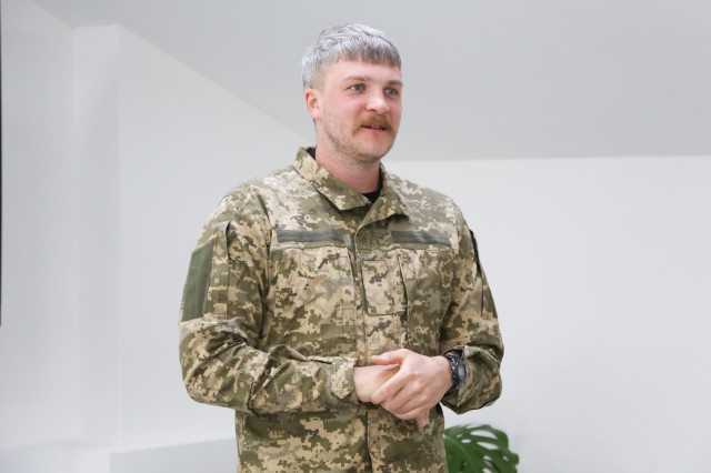 Спортсмен, режисер, воїн: у ЛьвДУВС відбулася мотиваційна зустріч з українським захисником Олексієм Чичканом