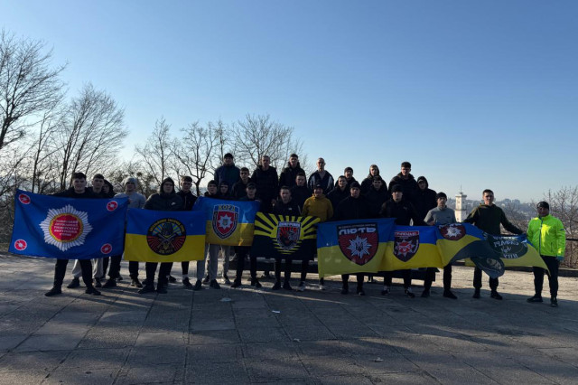 “Шаную воїнів, біжу за Героїв України”: у ЛьвДУВС відбувся патріотичний забіг