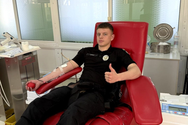 Другокурсники ЛьвДУВС здали кров для українських захисників