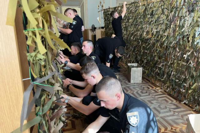 Кожна сітка – крок до Перемоги: курсанти ЛьвДУВС допомагають українським захисникам