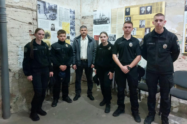 Курсанти ЛьвДУВС ознайомилися з трагічними сторінками історії Львова