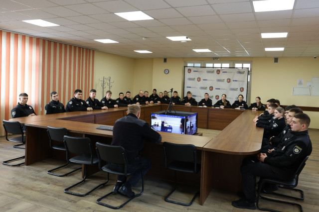 Курсанти ЛьвДУВС опановують практичні аспекти документування адміністративних правопорушень