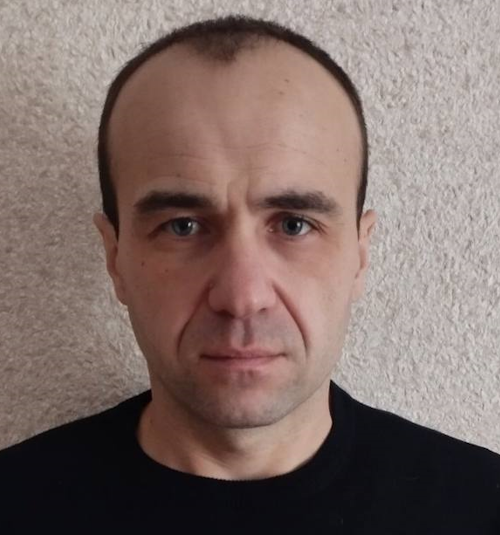 МЕДВІДЬ Назар